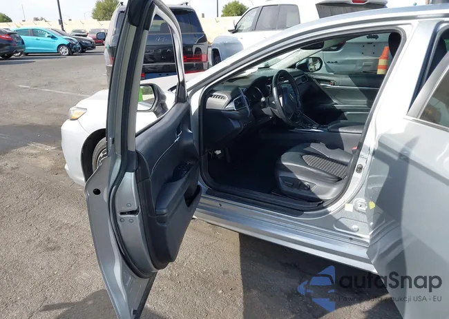 4T1B11HK3JU619697: 43645204