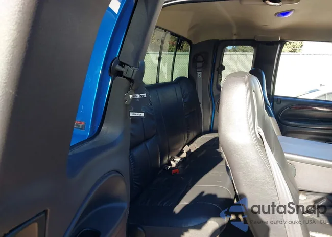 1B7KF2362YJ185368: 43645275