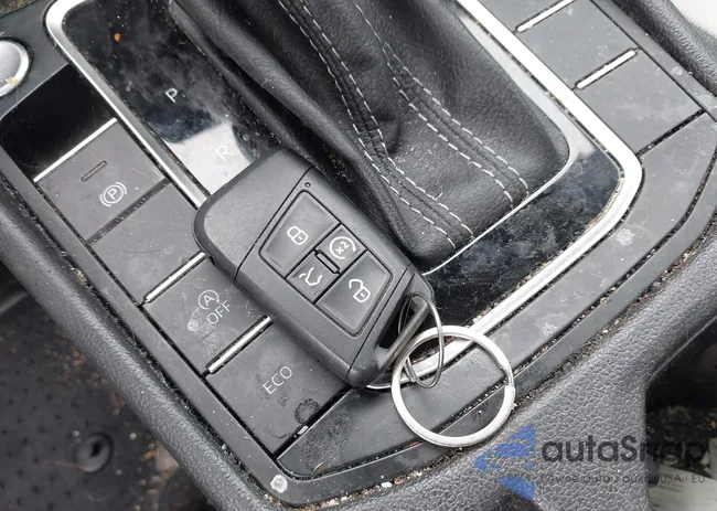 3VWC57BU2MM070140: 43645414