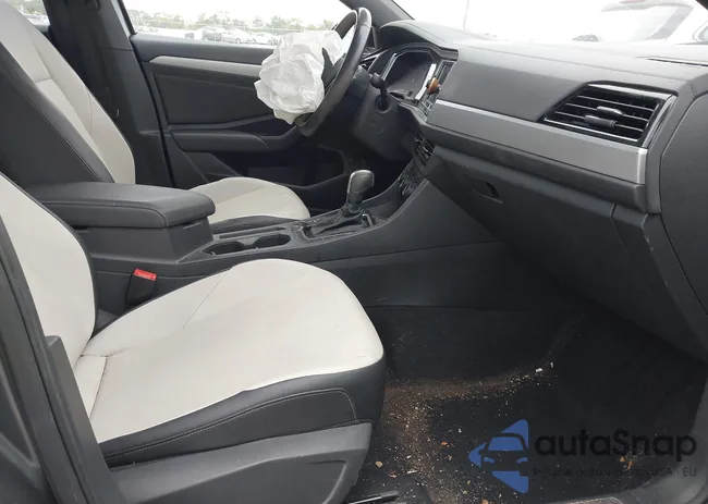 3VWC57BU2MM070140: 43645414