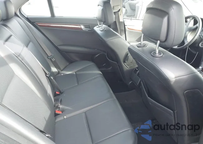 WDDGF54X18R018862: 43645444