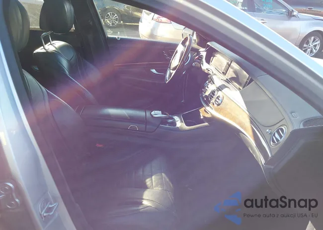 WDDUG8FB8FA161337: 43645611