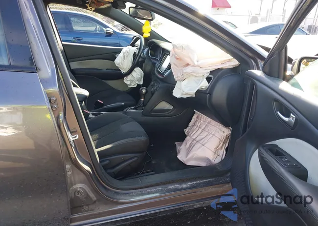 1C3CDFBB8GD539637: 43645790