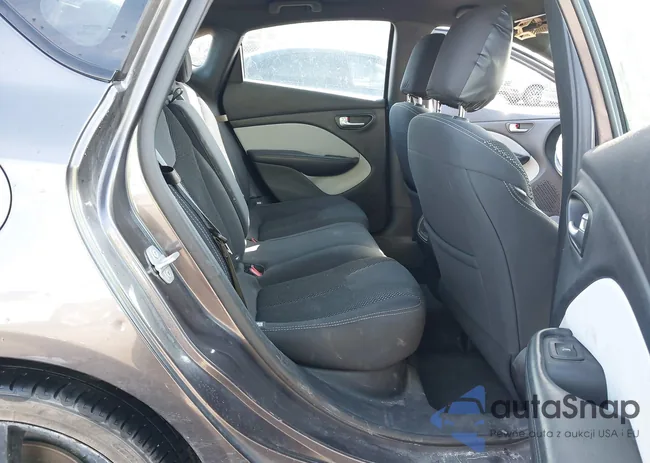 1C3CDFBB8GD539637: 43645790