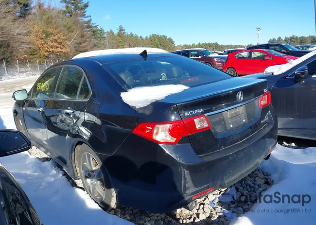 JH4CU2F80EC000093: 43644833