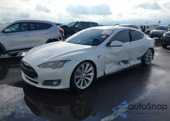 5YJSA1DN6CFS00369: 43644904