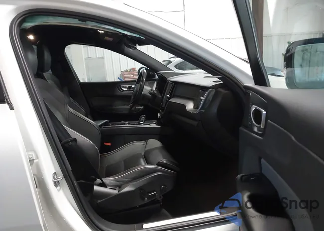 YV4BR0DM2M1847109: 43644944