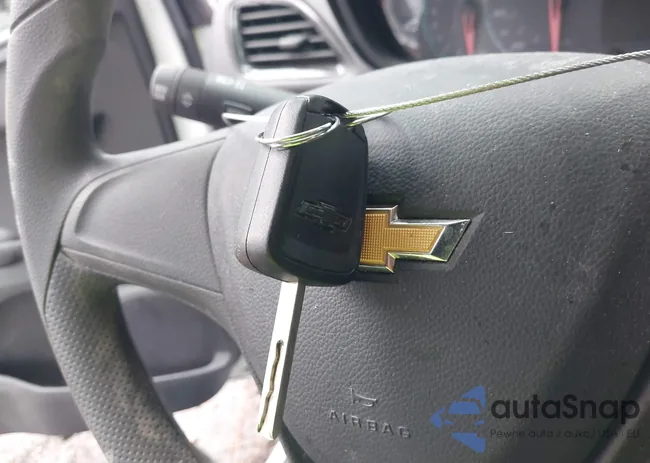 KL8CB6SA2JC451519: 43644947