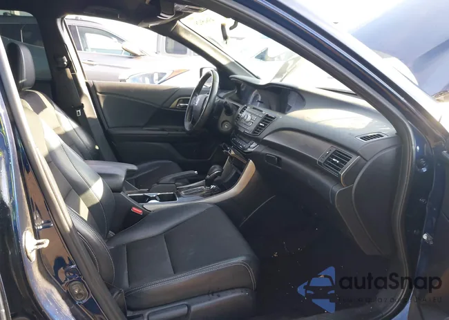 1HGCR2F59HA172195: 43645028