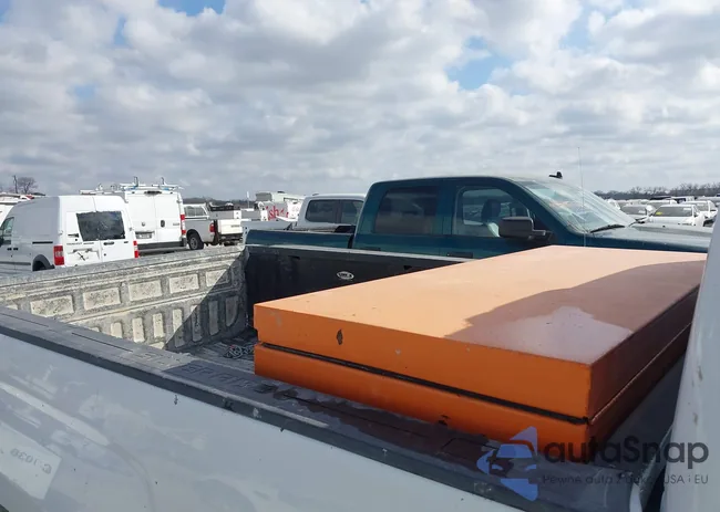 1GCNCNEC8JZ331645: 43645080