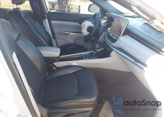 3C4NJDBN0PT520859: 43645096