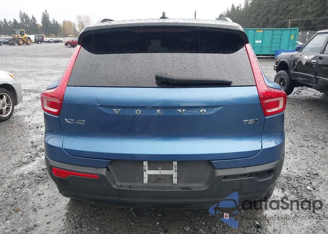 YV4162UMXM2492877: 43646242