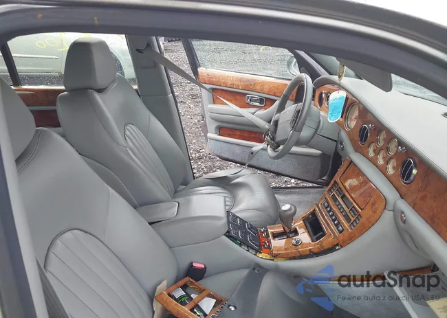 SCBLC31E81CX06555: 43646513