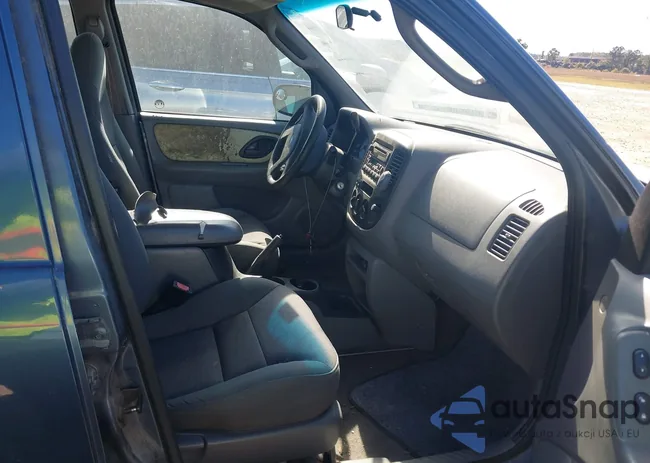 1FMYU03191KE57497: 43646556