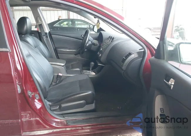 1N4AL2AP6AN431536: 43645932