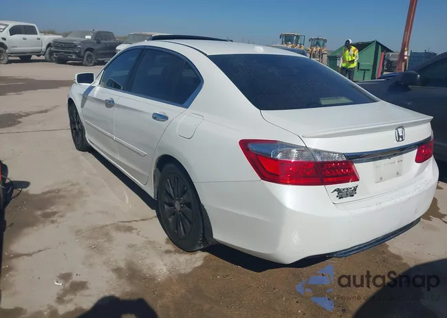 1HGCR2F83EA097659: 43647341