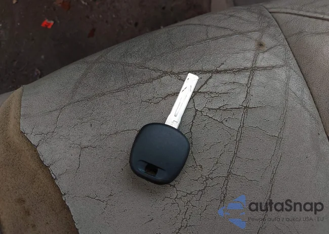 2T2GK31U37C021660: 43647343