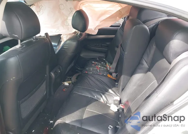 JN1CV6AR0BM351018: 43647416