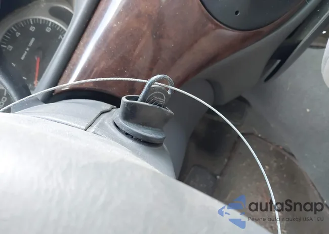 1MEFM50U0XA640131: 43647436