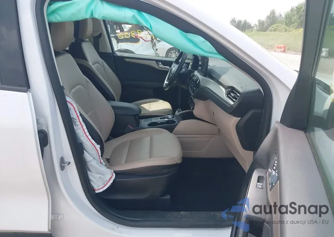 1FMCU9H94NUA44670: 43647553