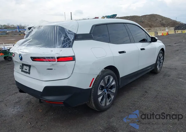 WB523CF09RCR04283: 43646884