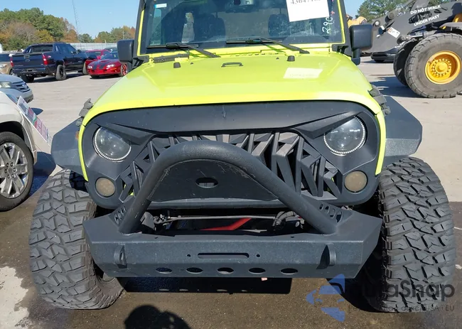 1C4BJWEG4GL290542: 43647185