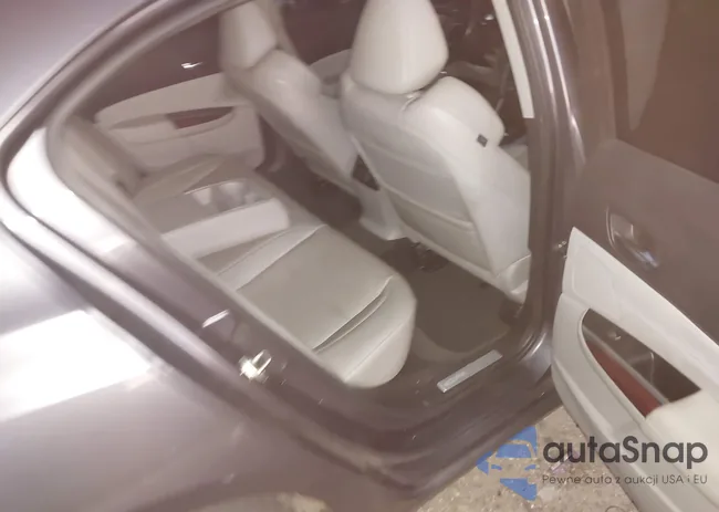 19UUB2F56HA005995: 43648273