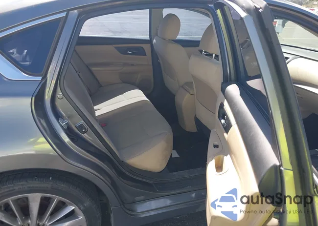 1N4AL3AP9GN305394: 43648320