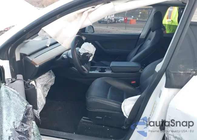 5YJYGDEE3LF017097: 43648431