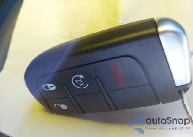 2C3CDXHG8FH915828: 43648452