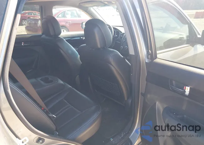 5XYKT3A63DG348122: 43648459