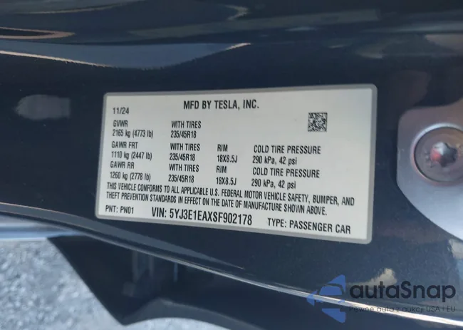 5YJ3E1EAXSF902178: 43648473