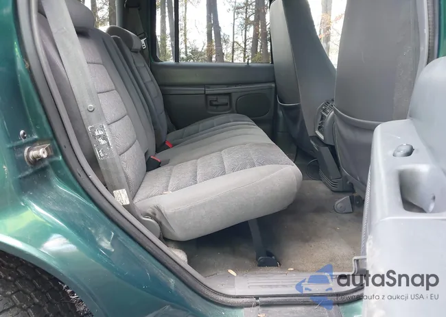 1FMZU83P91ZA60435: 43648533