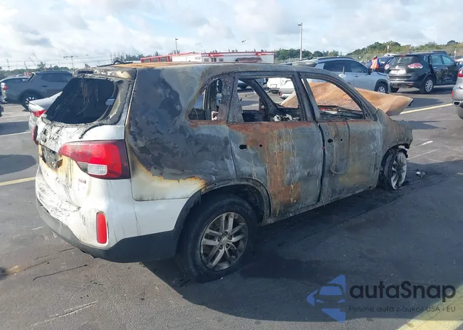 5XYKT3A62FG582089: 43648539