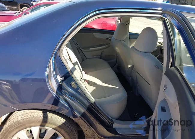 2T1BU4EE7DC088582: 43648549