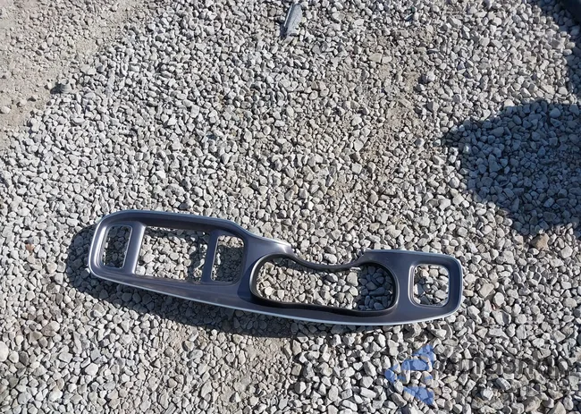 2C3CDXGJ1KH650547: 43648664