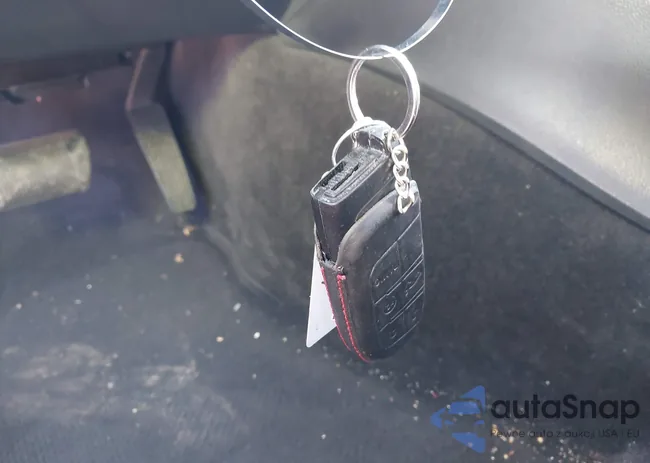 2C3CDXHG0HH652561: 43648738