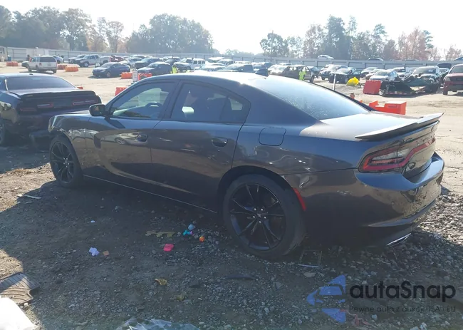 2C3CDXHG0HH652561: 43648738