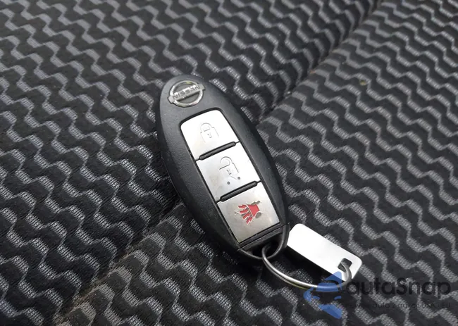 JN8AF5MR1FT506540: 43647892