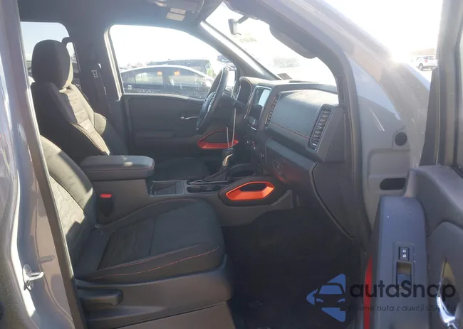 1N6ED1EK4PN637560: 43648076