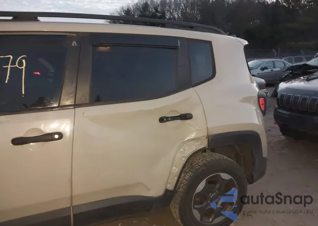 ZACCJBAW3GPD90170: 43648079