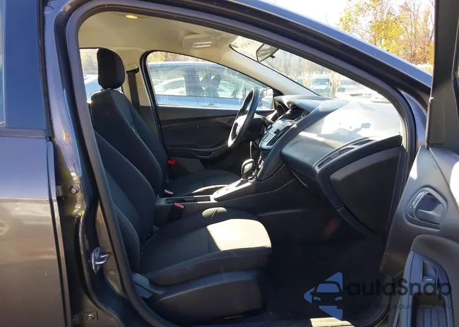 1FADP3E28FL346027: 43649291