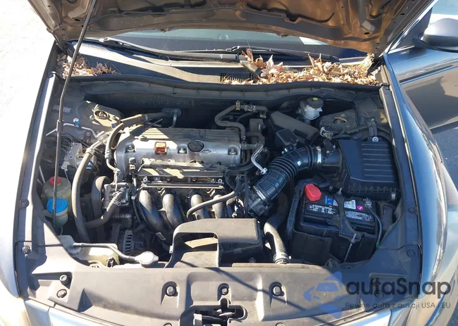 1HGCP2F3XCA079182: 43649372