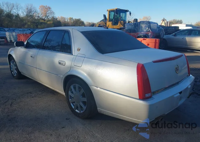 1G6KD57Y17U216340: 43649439