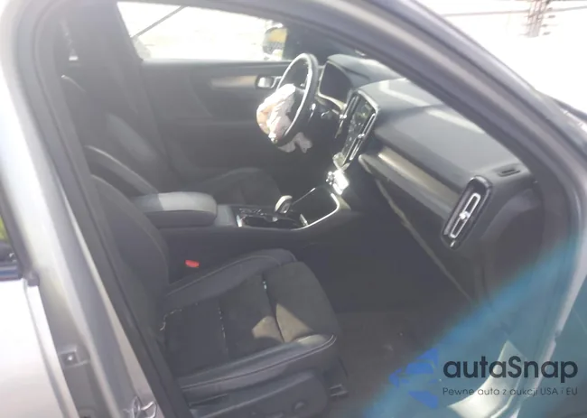 YV4162UM7K2072202: 43649461