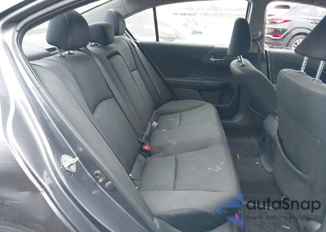 1HGCR2F37HA184084: 43649602