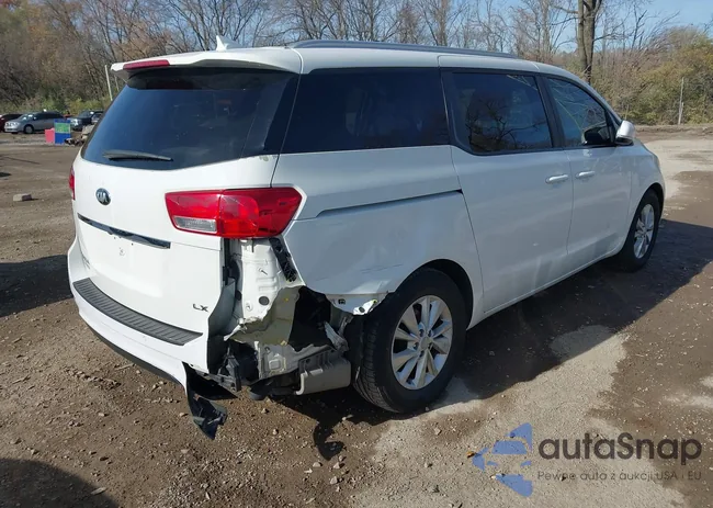 KNDMB5C10G6173876: 43649688