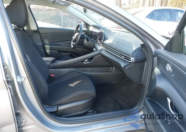 KMHLS4DG5SU974232: 43648827