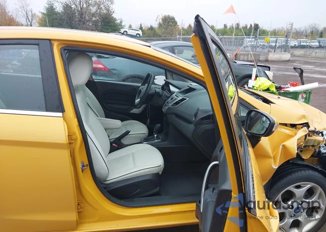 3FADP4FJ7DM220376: 43648883