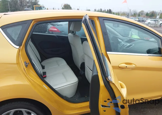 3FADP4FJ7DM220376: 43648883